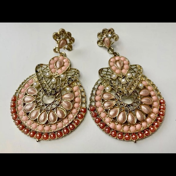 Pink Coral Teardrop Chandelier Earrings Gold Tone Filigree Lace - Picture 1 of 4